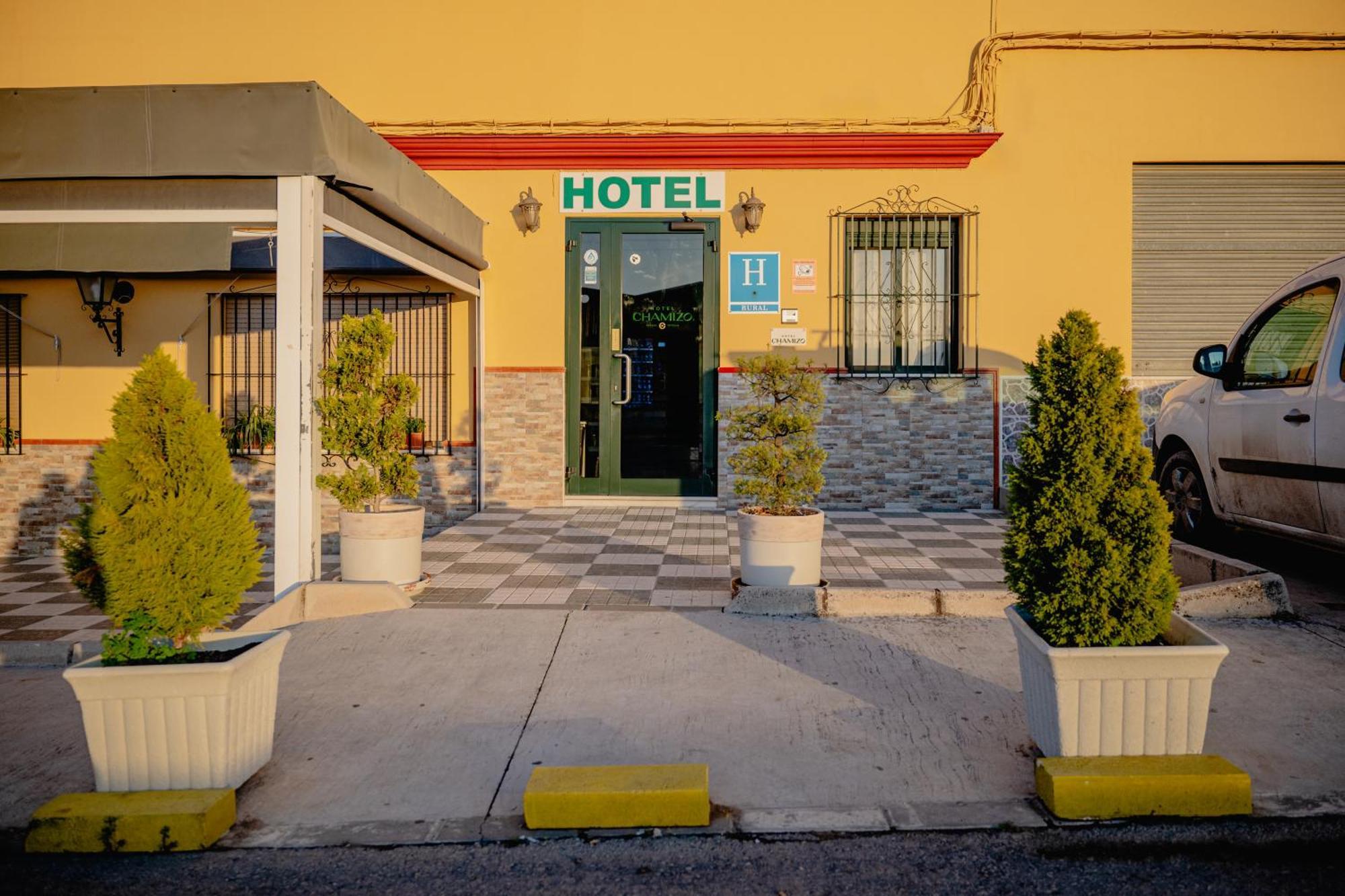 Hotel Chamizo El Arahal Exterior foto